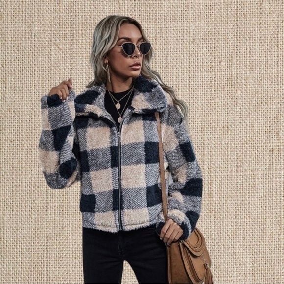 Jackets & Blazers - Checkered Zip up jacket ( fuzzy puffer )